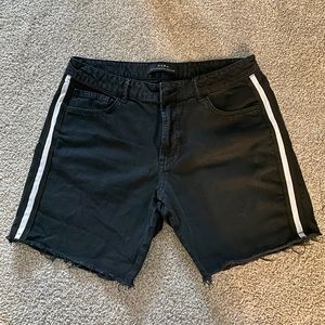 ZARA SHORTS
